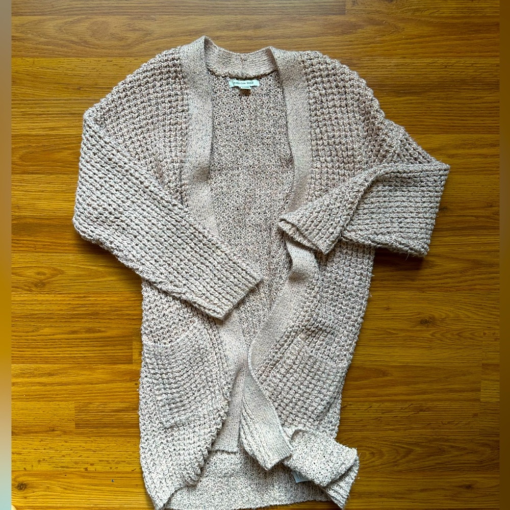 American Eagle Light Pink Knit Cardigan 
Women’s size XS